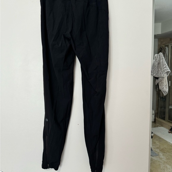 Lululemon adapted state joggers black size 2 - Picture 3 of 4